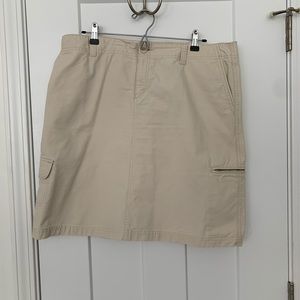 Eddie Bauer khaki skirt size 14